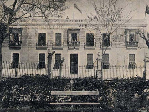 Hotel Royal en la antigüedad